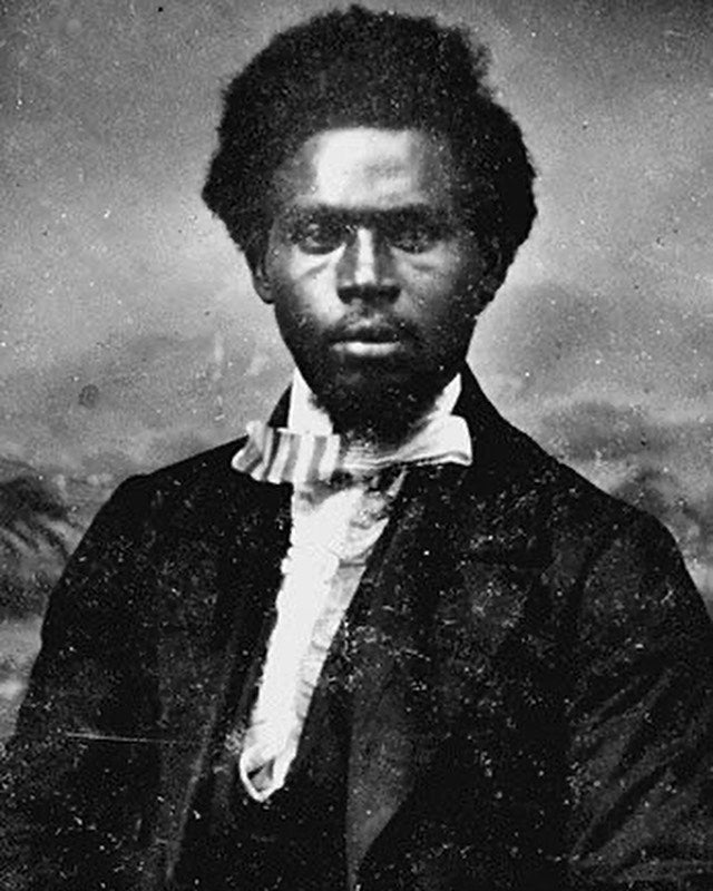 ROBERT SMALLS